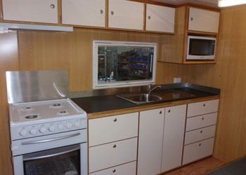 2-bedroom-plus-kitchen-caravan